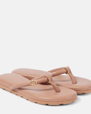 Gianvito Rossi Juno Leather Thong Sandals - Pink