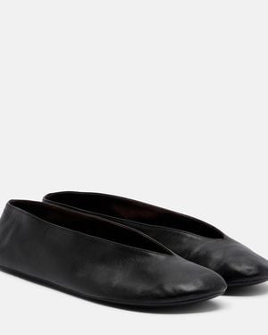 The Row Fay Leather Ballet Flats - Black