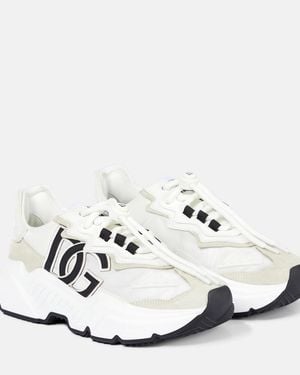 Dolce & Gabbana Fashionable Daymaster Sneakers - White