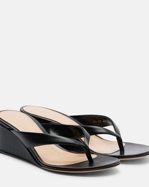 Gianvito Rossi Leather Wedge Thong Sandals - Black