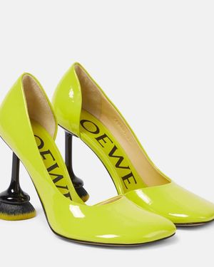 Loewe Pumps Toy Brush aus Lackleder - Grün