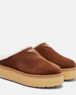 Prada Plateau-Slippers Evolve Aus Veloursleder - Braun