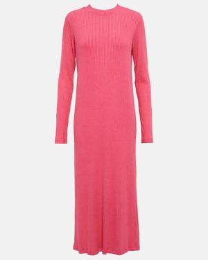 Velvet Ember Ribbed-Knit Midi Dress - Pink