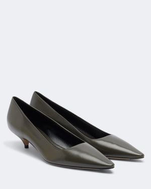 The Row Liisa Leather Pumps - Black