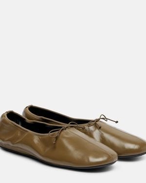 Phoebe Philo Gathered Leather Ballet Flats - Brown