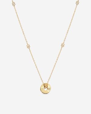 Gucci Icon 18K Round Star Cut Out Pendant Necklace Ybb72936300100U - Metallic
