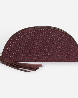 Vanessa Bruno Pochette Demi Lune En Cuir Tressé - Violet