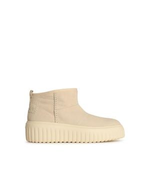 Hogan H645 Cream Leather Ankle Boots - Natural