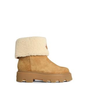 Moncler 'Aurea' Suede Ankle Boots And Camel Shearling - Natural