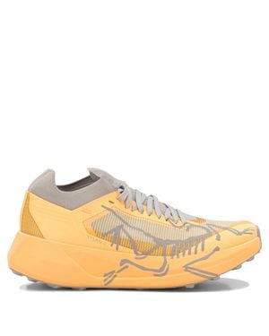Arc'teryx "Silan 2" Low Top Sneakers - Natural