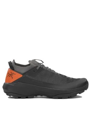 Arc'teryx "Vertex Alpine" Low-Top Sneakers - Black