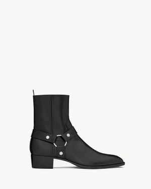 Saint Laurent Wyatt Harness Boots En Cuir Lisse - White