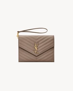 Saint Laurent Cassandre Matelassé Pochette En Cuir Grain De Poudre Ambre - Gris