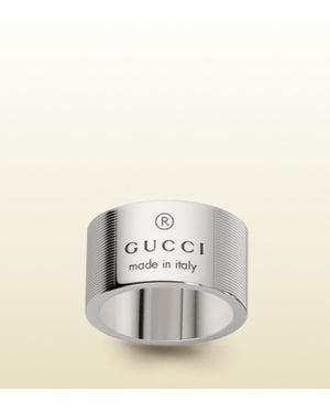 Gucci Wide Band with Gucci Trademark Engraving - Metallic