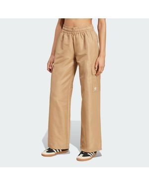 adidas Essentials Woven Cargohose - Natur