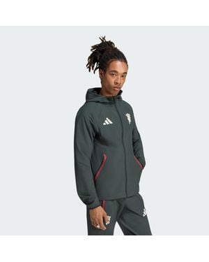 adidas Machchester United Tiro Travel Windbreaker, Durchgehender Reißverschluss - Grün