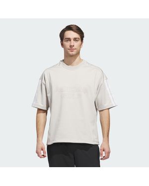 adidas Beyond Graphic Short Sleeve Crewneck Sweatshirt - Blanco