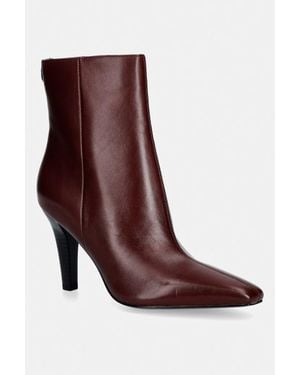 Guess Stivali Alla Caviglia Su Una Spilla Da Donna - Marrone
