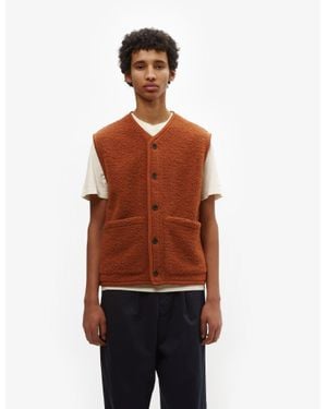 Universal Works Lancaster Gilet (Alvar Fleece) - Red