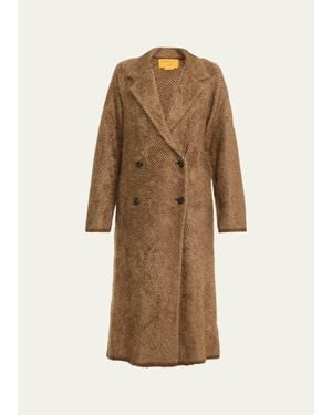 Guest In Residence Grizzly Herringbone Cashmere Double-Breasted Coat - Natural