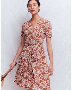 Boden Daisy Flippy Jersey Dress-Roasted Chestnut, Blossom - Red