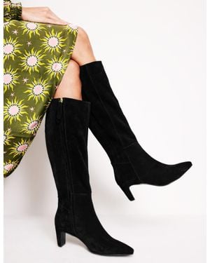 Boden Back Panel Heeled Knee Bootblack