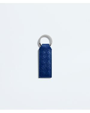 Bottega Veneta Schlüsselanhänger Aus Gewebtem Myzel - Blau