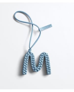 Bottega Veneta Buchstabe M-Charm - Blau
