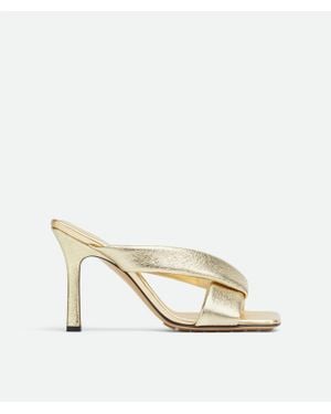 Bottega Veneta Lambskin Riva Heeled Mules 90 - Natural