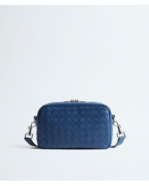 Bottega Veneta Kleine Intrecciato Camera Bag - Blau