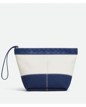 Bottega Veneta Mittelgroße Flip Flap Pouch - Blau