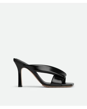 Bottega Veneta Elegant High Heel Mules With An Open Toe Design Stylish Footwear - Black
