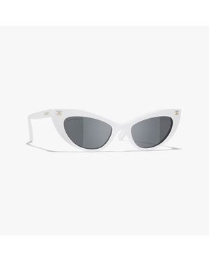CHANEL Cat Eye Sunglasses - White