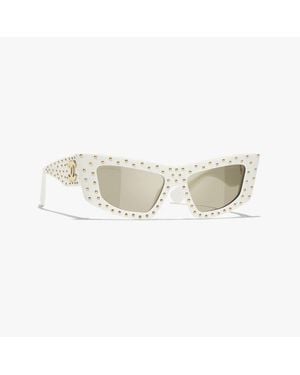 CHANEL Cat Eye Sunglasses - White