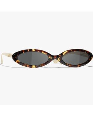 CHANEL Oval Sunglasses - Black