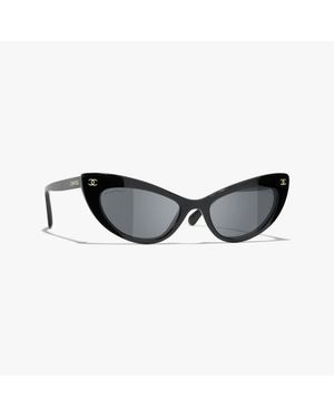 CHANEL Cat Eye Sunglasses - Black