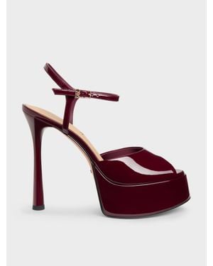 Charles & Keith Francesca Plateau-Pumps Aus Lackleder Mit Peep-Toe - Rot