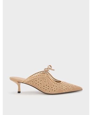Charles & Keith Bestickte Mules Aus Leder Mit Absatz - Weiß