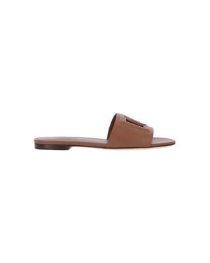 Dolce & Gabbana Handcrafted Leather Sandals With Ankle Strap - White