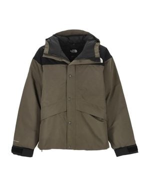 The North Face Adjustable Hood Jacket With Secure Pockets - Green