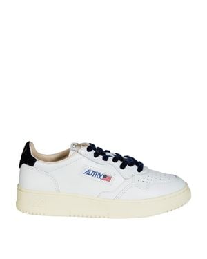 Autry Medalist Low Sneakers For - White