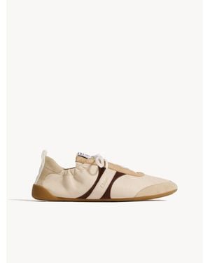Chloé Kick Paneled Sneaker - Natural