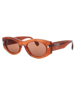 Fendi Fe40125I Plastic Sunglasses With Tinted Lenses - Black