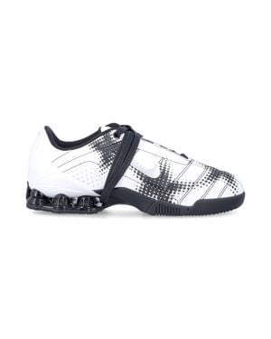 Nike Total90 Shox Magia Sneaker With Forefoot Strap And Shox Cushioning - Blue
