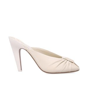 Chloé The Suzie Heeled Shoes With Sculptural Detailing (9.5 Cm Heel) - White