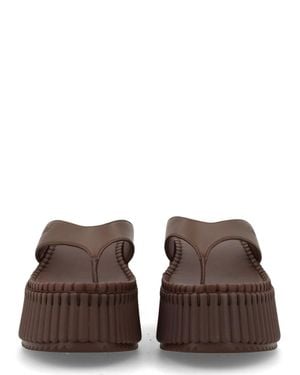Chloé Chic Leather Flats For - Brown