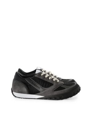 Givenchy Leather Signature Detail Sneakers With Checkerboard Rubber Sole - Black