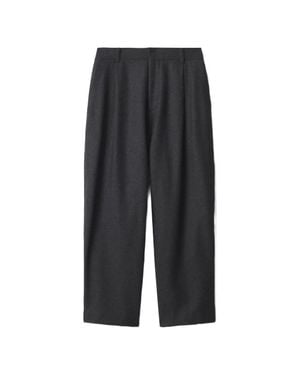 Maison Kitsuné Cropped Pleated Pants - Black