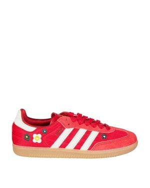 adidas Classic Retro-Inspired Sneakers
