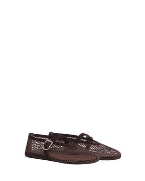 Alaïa Elegant Mesh Flat Ballerina With Trapeze Toe And Suede Strap Closure - Brown